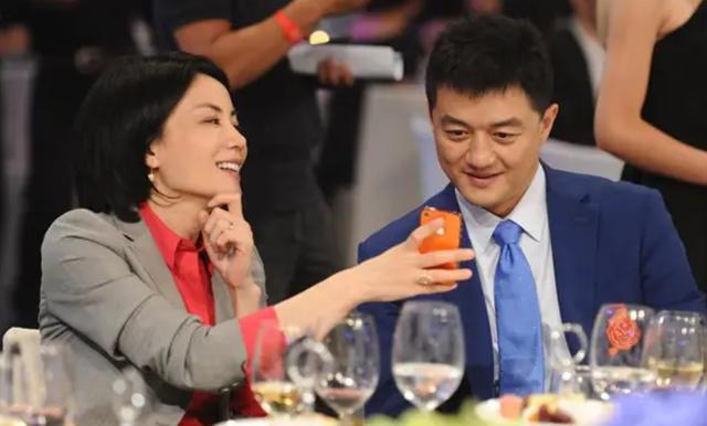 当年李亚鹏为什么要与王菲结婚 李亚鹏离婚后娶妻生子(3)