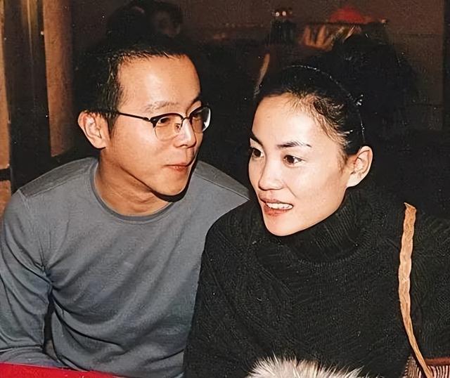 当年李亚鹏为什么要与王菲结婚 李亚鹏离婚后娶妻生子(14)