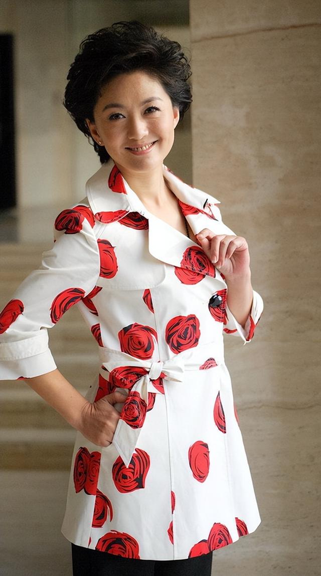 海霞现任老公是干什么的 海霞母亲早年瘫痪(17)