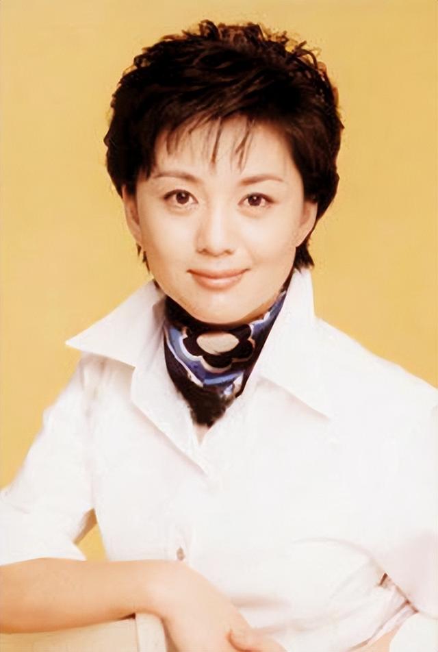 海霞现任老公是干什么的 海霞母亲早年瘫痪(5)