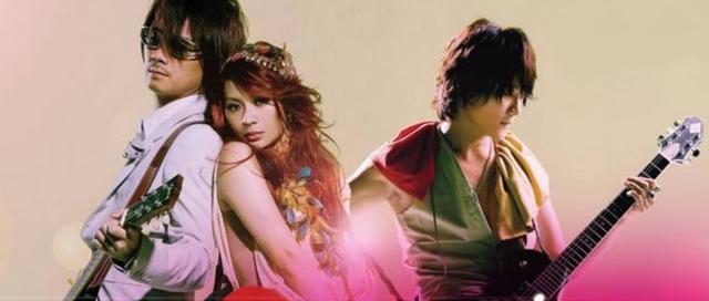 为什么詹雯婷会离开飞儿乐队（詹雯婷依旧风光无限）(12)