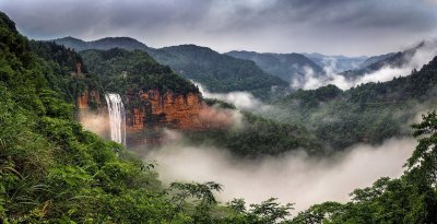 ​风起云涌的意思是什么（风起云涌的本意是什么）