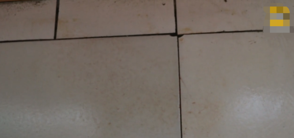 厕所地砖污垢怎么去除,卫生间地板砖上的顽固污渍怎么去除图7