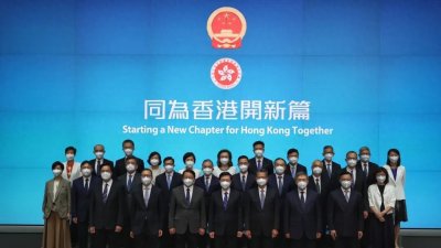 李家超的新班子