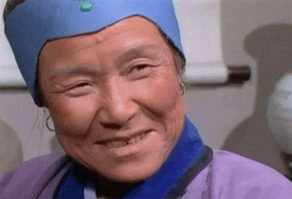 刘姥姥进大观园的故事(刘姥姥的三个故事)