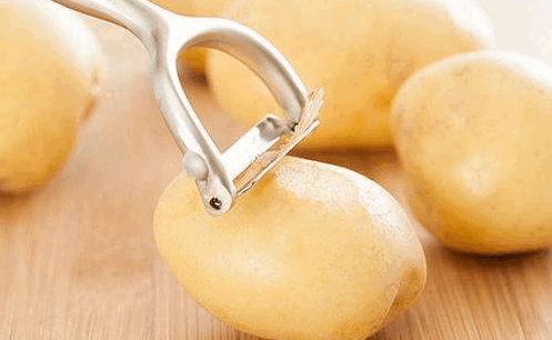 土豆为什么要泡水,炒土豆丝时间图8