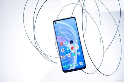 OPPOA72(OPPO A72评测:耐看又当打的轻薄5G新选择)