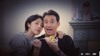 ​孙莉：18岁跟了老师黄磊，婚后在家生儿育女，容忍老公有绯闻