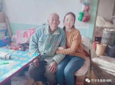 圆了大学梦的准旗女孩石乐:大学生活真的很美好!