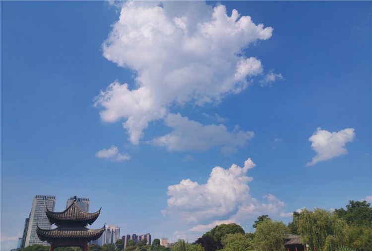 变化多端的端是什么意思