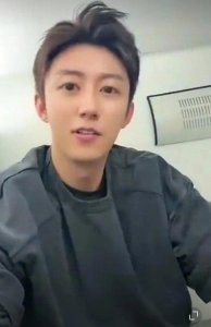 极限挑战直播为什么明星用美颜这么奇怪?