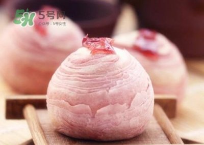 蛋黄酥为什么会开裂?蛋黄酥开裂原因