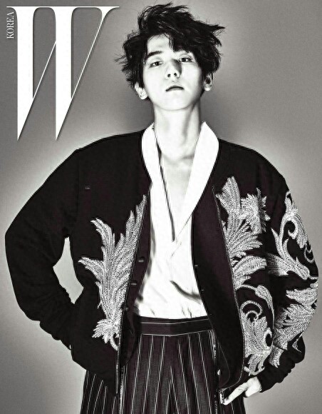 太撩人！快看WuliEXO边伯贤酷帅照片大集锦！