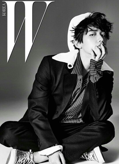 太撩人！快看WuliEXO边伯贤酷帅照片大集锦！