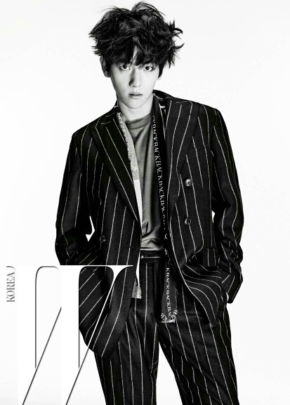 太撩人！快看WuliEXO边伯贤酷帅照片大集锦！