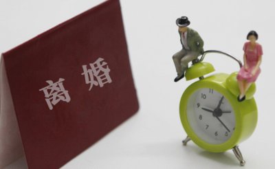 女子生娃2年无收入丈夫提离婚 是否合法?