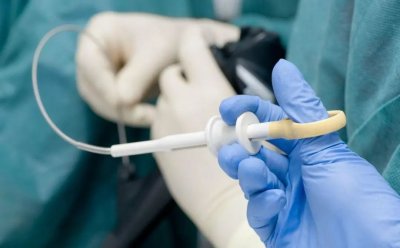 盐酸达克罗宁溶液 胃镜检查的麻醉药选择问题