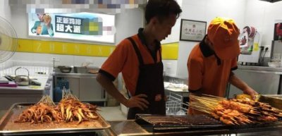 曾经要排队买的正新鸡排,为何现在顾客远不如以前了网友活该