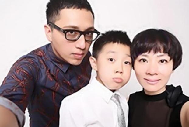 华少秦利鸽爱巢：家格高调，有专属衣橱，是地地道道