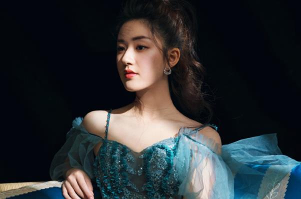 赵露思是运动员出身吗 赵露思本名是什么