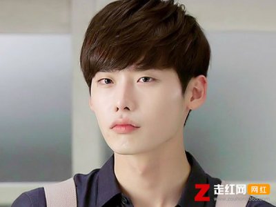 ​李钟硕谈过几次恋爱，李钟硕女友到底是谁