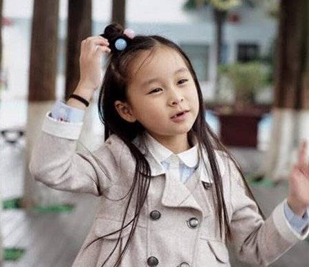 李一情个人资料简介 电影捉迷藏梓萌的扮演者她吗