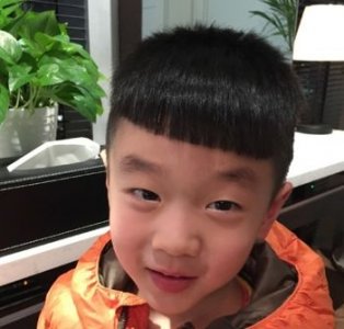 10张男童俏皮发型图片,锅盖头更是可爱无敌呢!
