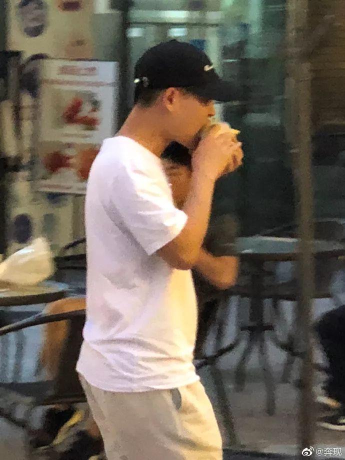 现在的健身教练都这么可怕了吗？？？哈哈哈哈哈这简直就是魔鬼吧！