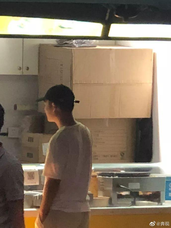 现在的健身教练都这么可怕了吗？？？哈哈哈哈哈这简直就是魔鬼吧！