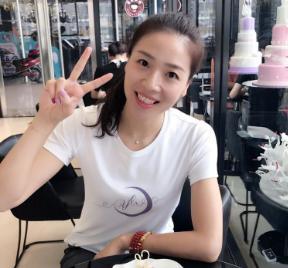 魏秋月家的豪宅图片 看过后你就知道魏秋月家境有多好了