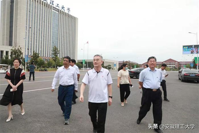 邬平川简介（邬平川来校调研督导文明创建工作）