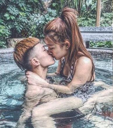 牌牌琦小伊伊结婚了吗 牌牌琦小伊伊大尺度照片秀恩爱