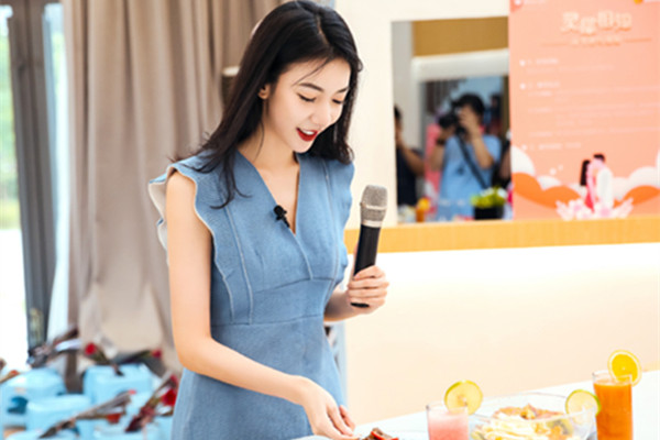 恋梦空间2张领领是谁 张领领个人资料背景