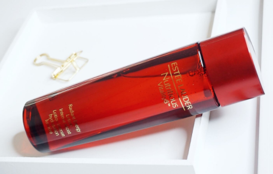 雅诗兰黛红石榴水适合多大年龄 雅诗兰黛红石榴系列适合什么肤质