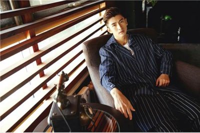 ​张云龙的女朋友是谁 张云龙女朋友婚纱照