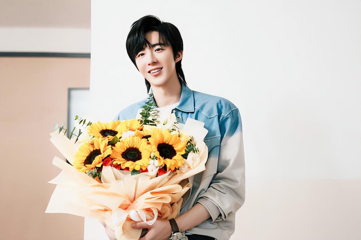 刘宇宁与刘涛合作新剧杀青!超萌身高差好“般配”