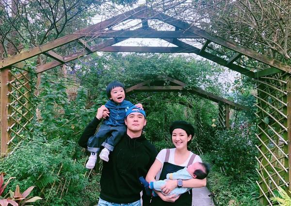 窦智孔自封野兽派教养,交代护士:孩子哭闹不准抱!