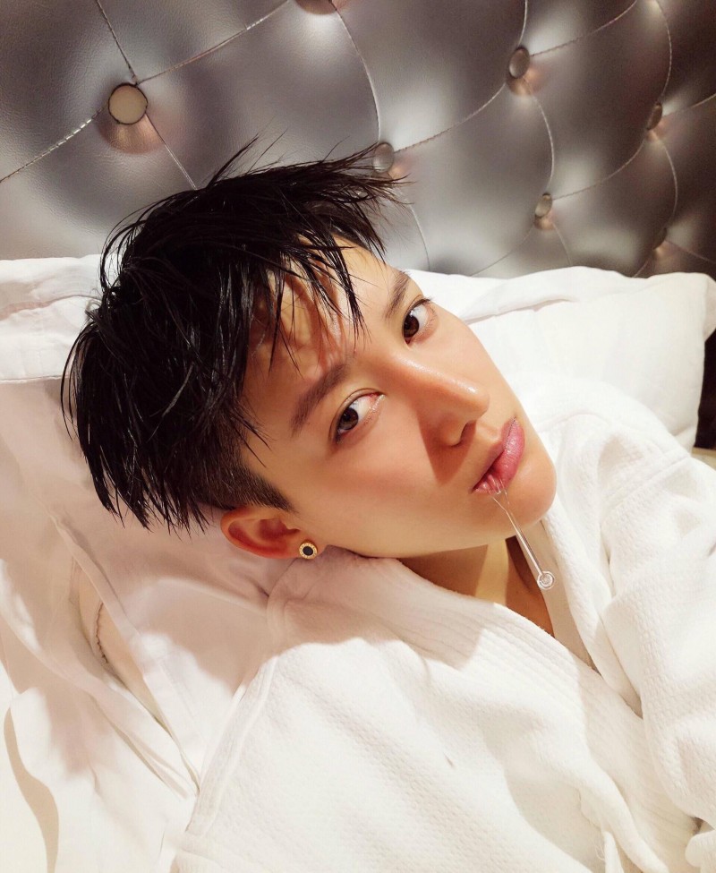 林弯弯的淘宝店(林弯弯被封时尚坐标)