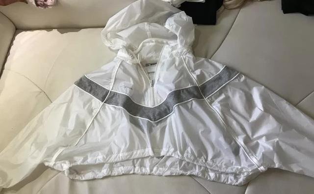 防晒衣最防晒吗夏天 普通衣服是否能替代防晒衣(8)