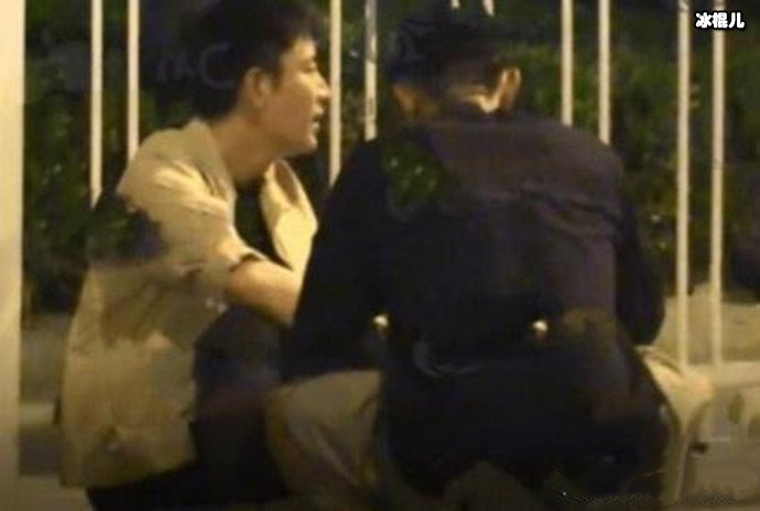 贾乃亮深夜醉酒