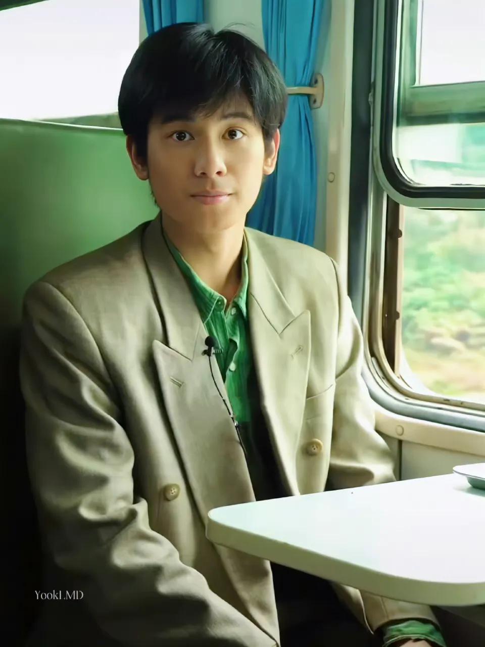 亭亭玉立这句话说的就是张子枫妹妹吧?