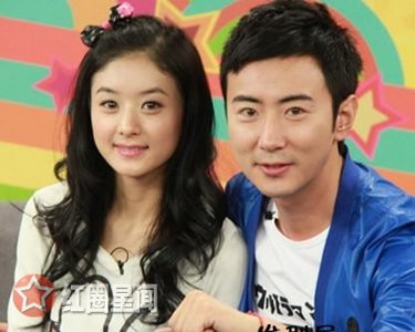 赵丽颖谈高梓淇落泪高梓淇晒全家福甜蜜幸福