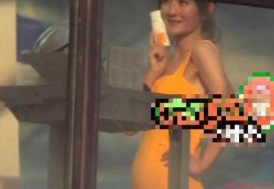 ​谢娜疑怀二胎真假 被曝照片孕味十足