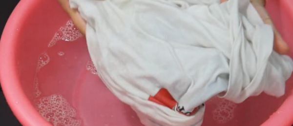 衣服有黄锈怎么弄掉,如何清除衣服上的铁锈图6