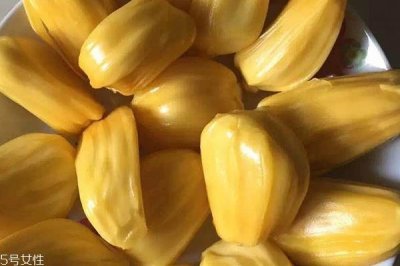 菠萝蜜为什么不甜 可能是没熟