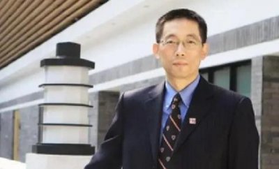 漂亮高考状元妻，一双龙凤胎儿女和110岁爷爷，造就施一公的幸福