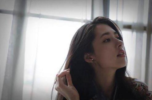 又有女神恋爱了！35岁郭碧婷牵手富二代向佐，这次向太满意吗？