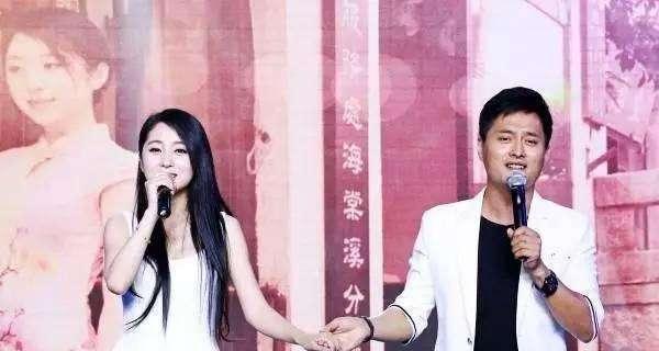 星光大道走红后他抛妻弃子,女儿拒认