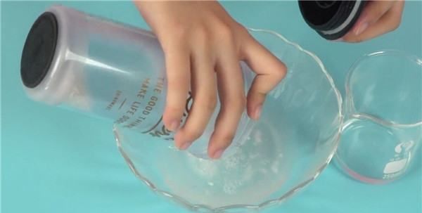 新玻璃杯子第一次用怎么清洗,钢化玻璃杯第一次使用如何清洗图5