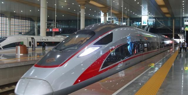 中国高铁最快时速是多少公里